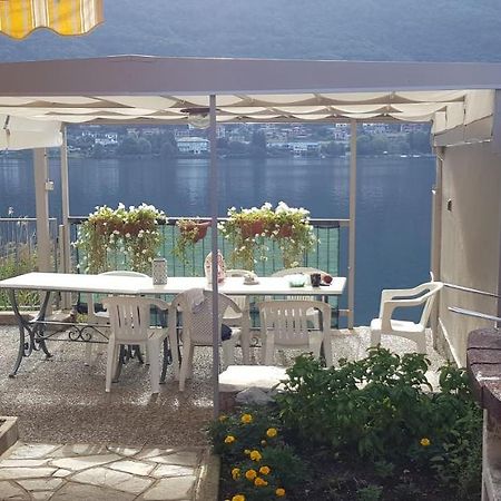 La casa dei cigni sul lago d’Orta Omegna Esterno foto