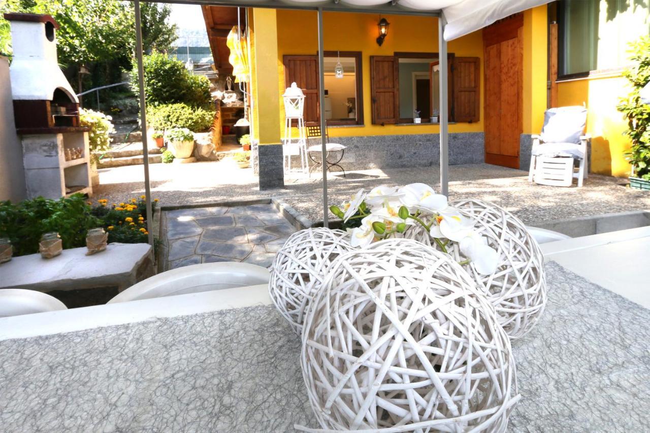 La casa dei cigni sul lago d’Orta Omegna Esterno foto